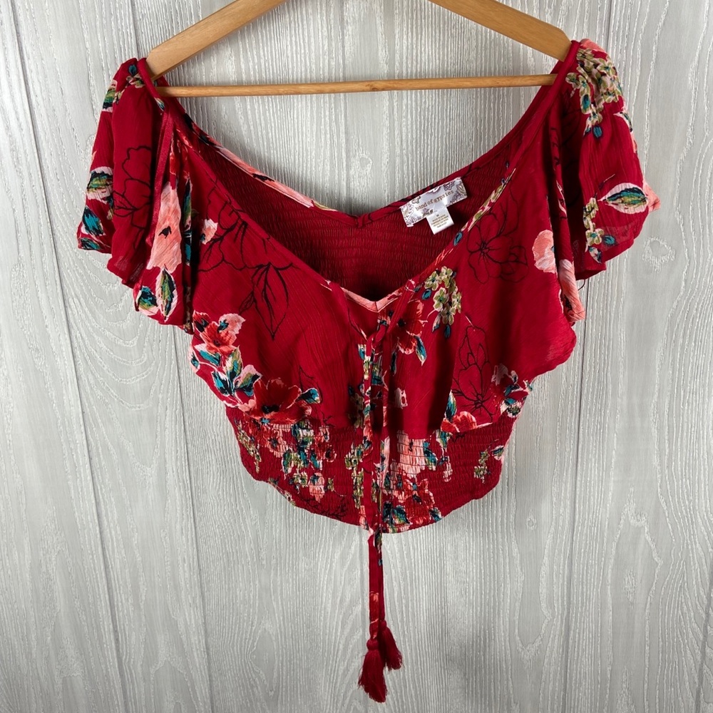 Band Of Gypsies Floral Crop Top Size Medium